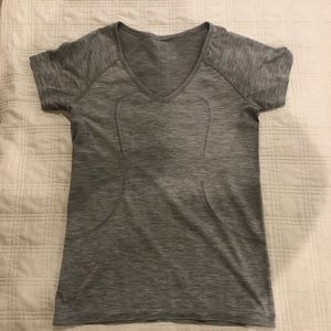Lululemon Swiftly Tech V-neck top, gray, size 10